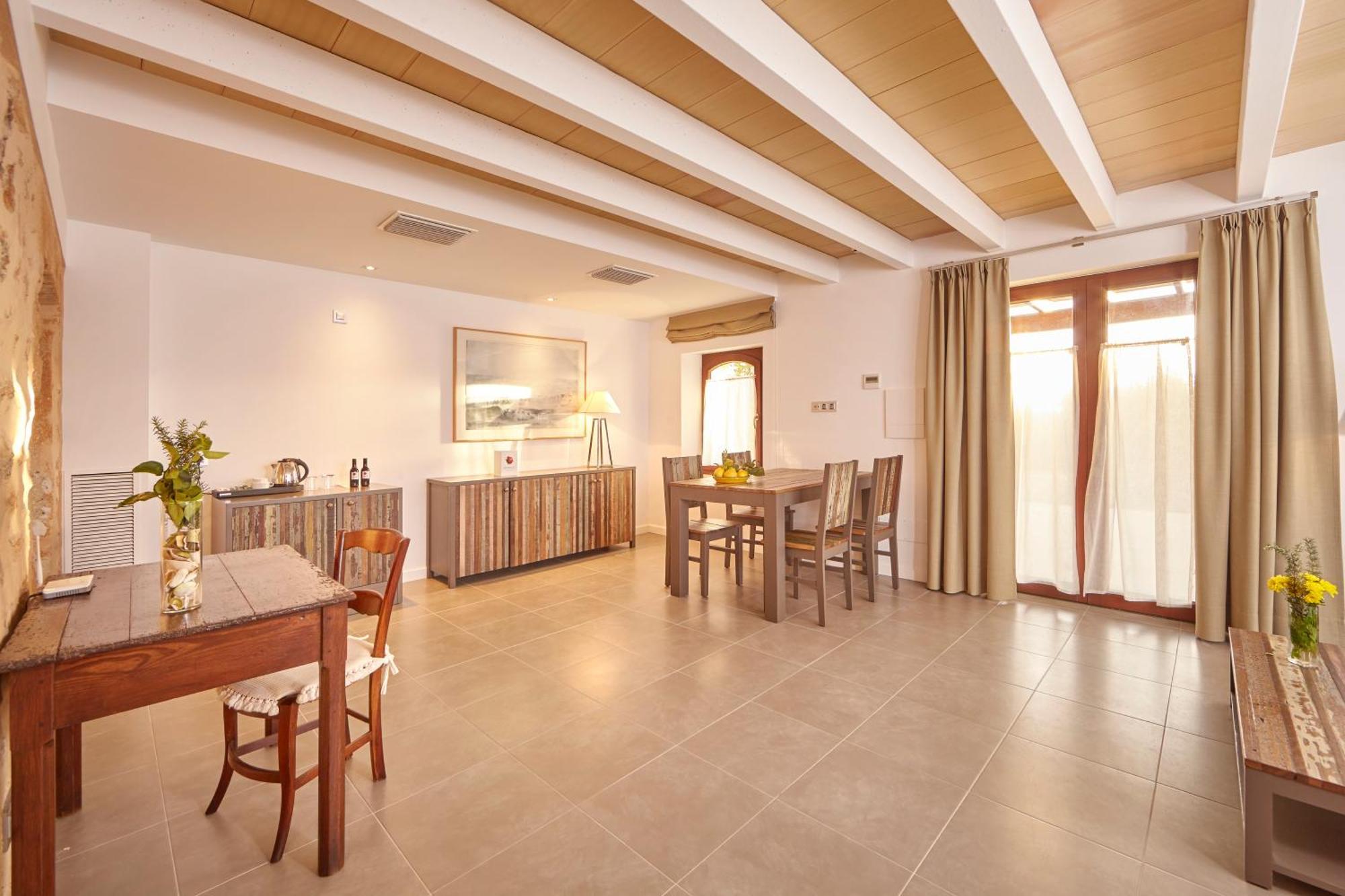 Bennoc Petit Hotel - Only Adults Льюкмайор Номер фото